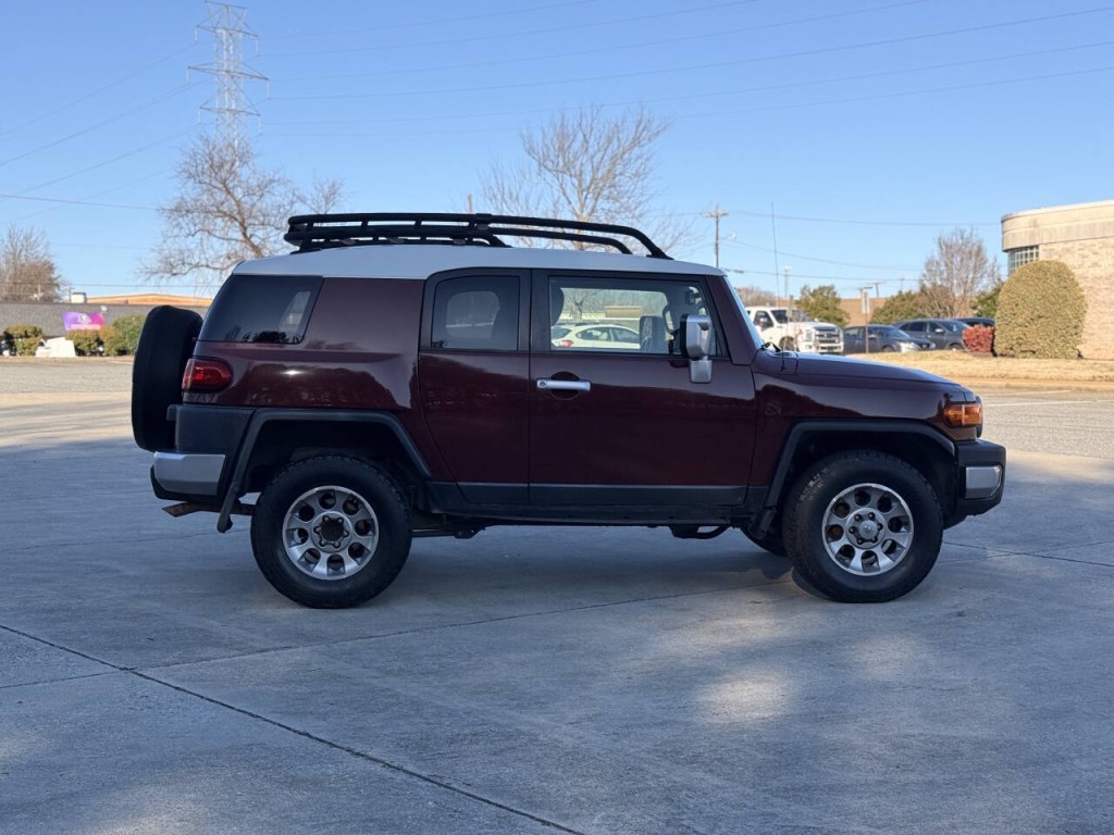 2011 Toyota FJ Cruiser Image 6