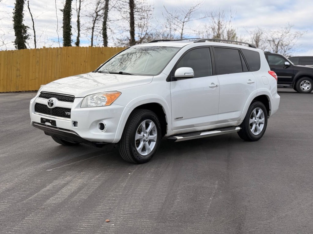 2011 Toyota Rav4 Image 1
