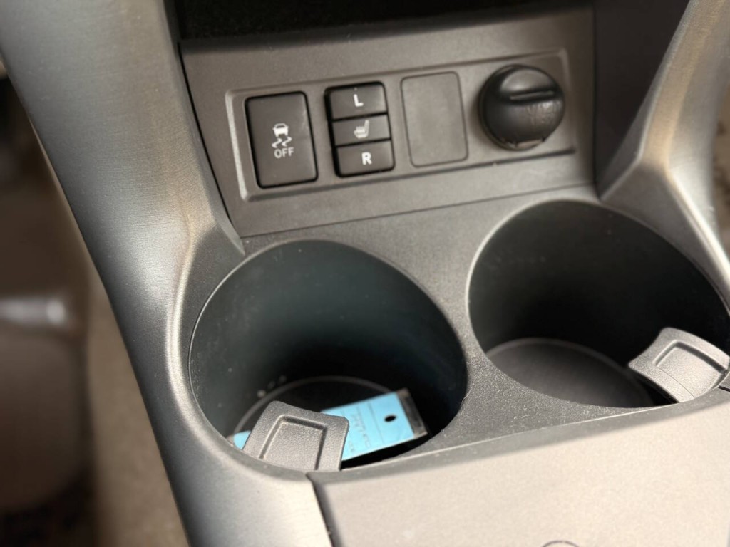 2011 Toyota Rav4 Image 15