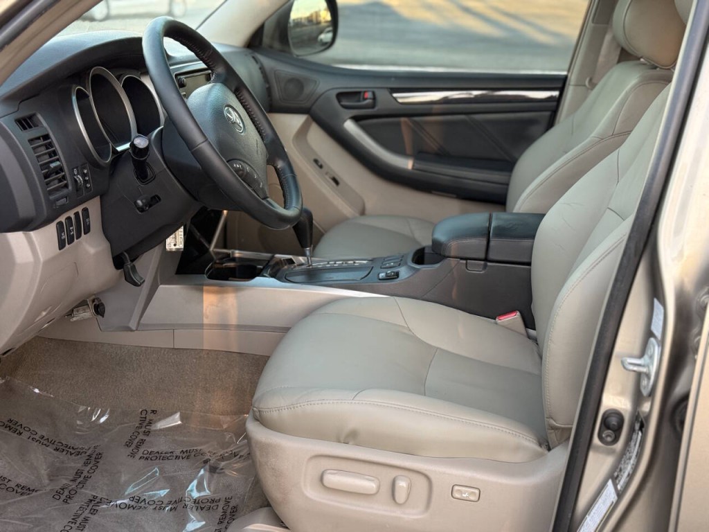 2007 Toyota 4Runner Image 8