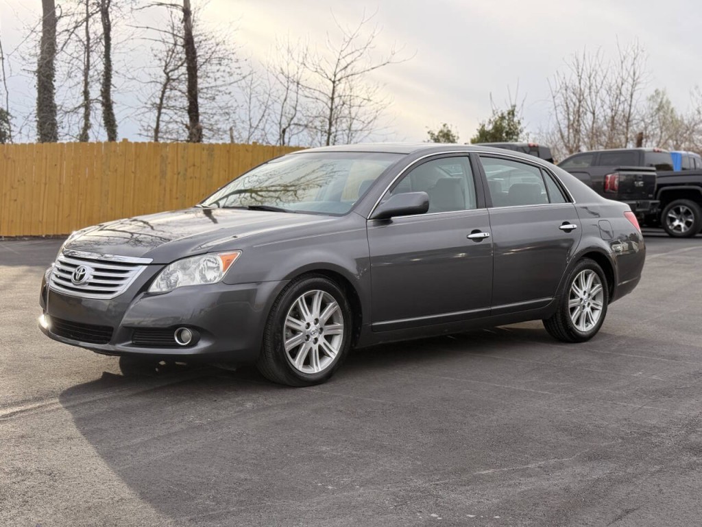 2008 Toyota Avalon Image 1