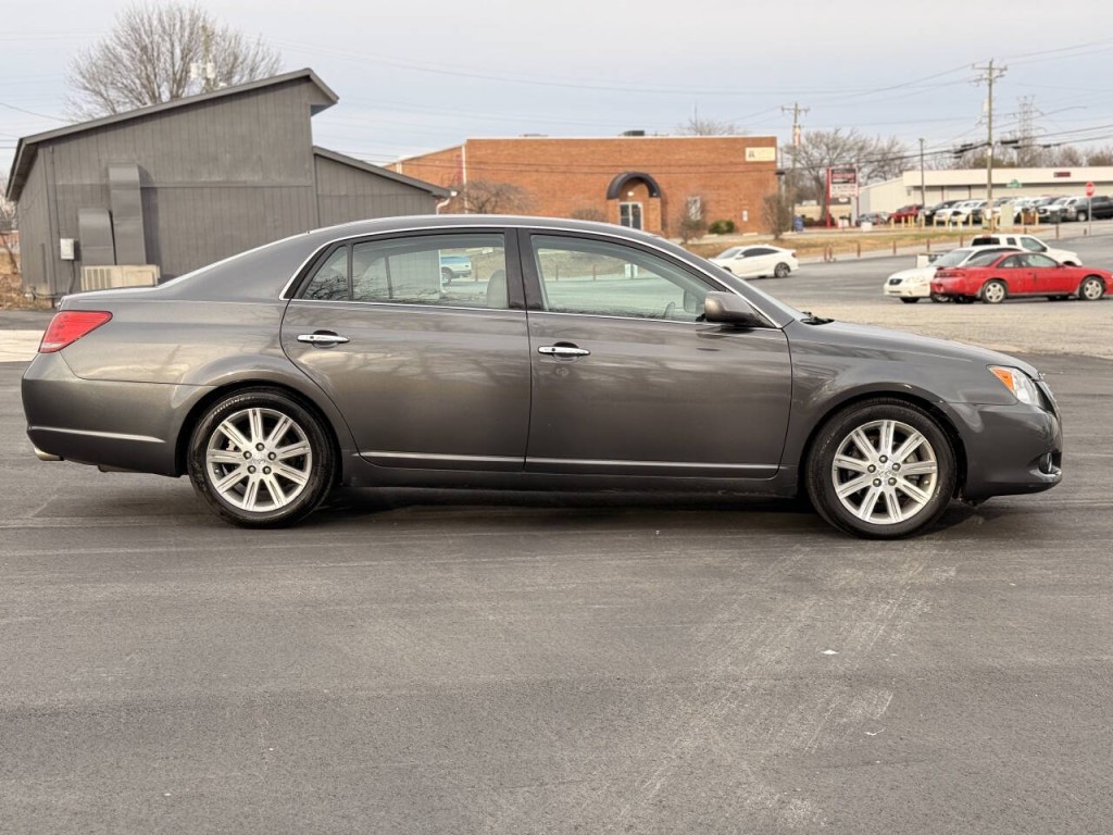 2008 Toyota Avalon Image 6