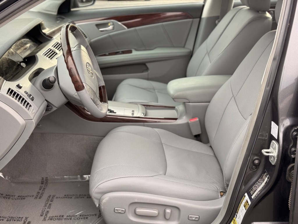 2008 Toyota Avalon Image 8
