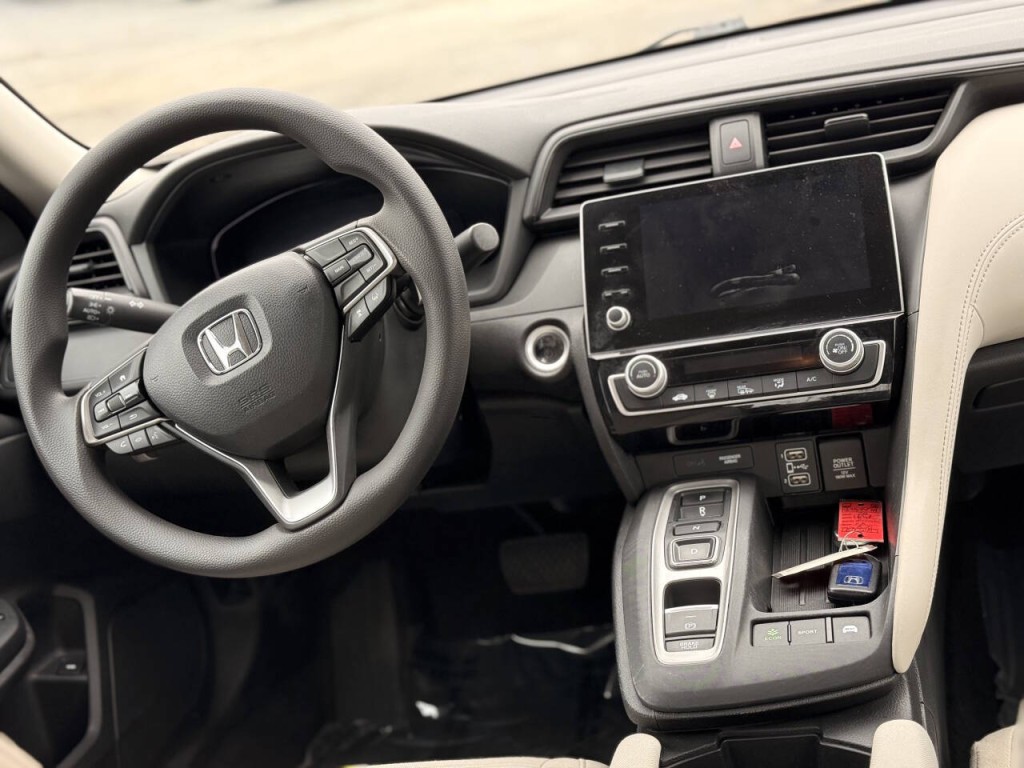 2020 Honda Insight Image 10