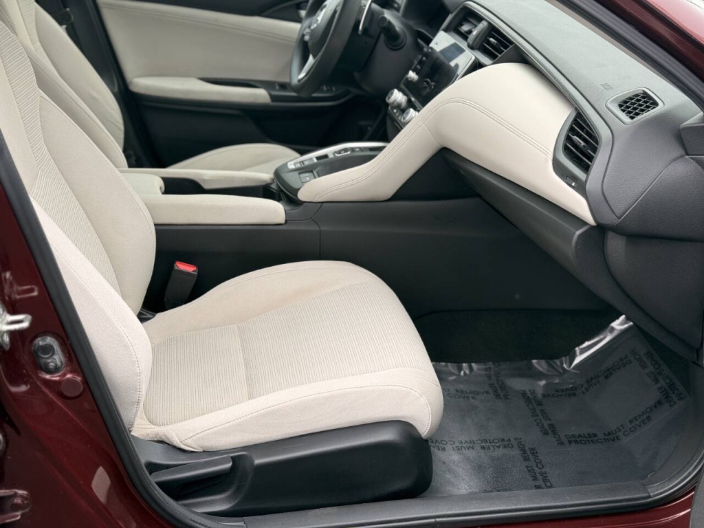 2020 Honda Insight Image 12