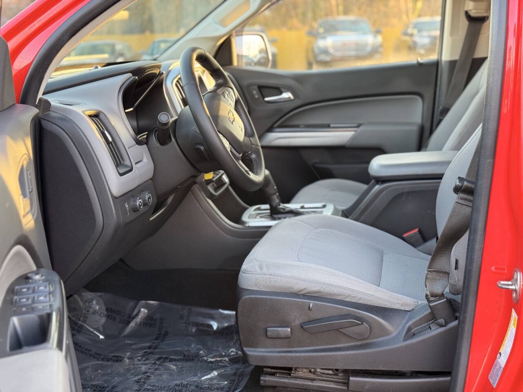 2016 Chevrolet Colorado Image 8