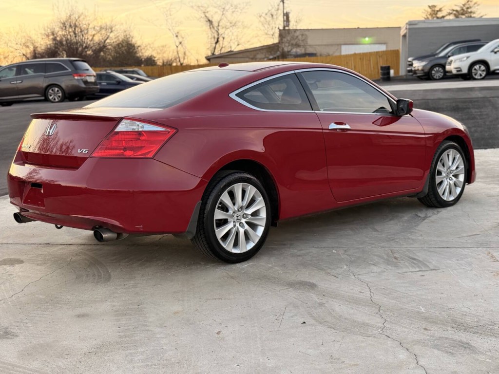 2010 Honda Accord Image 5