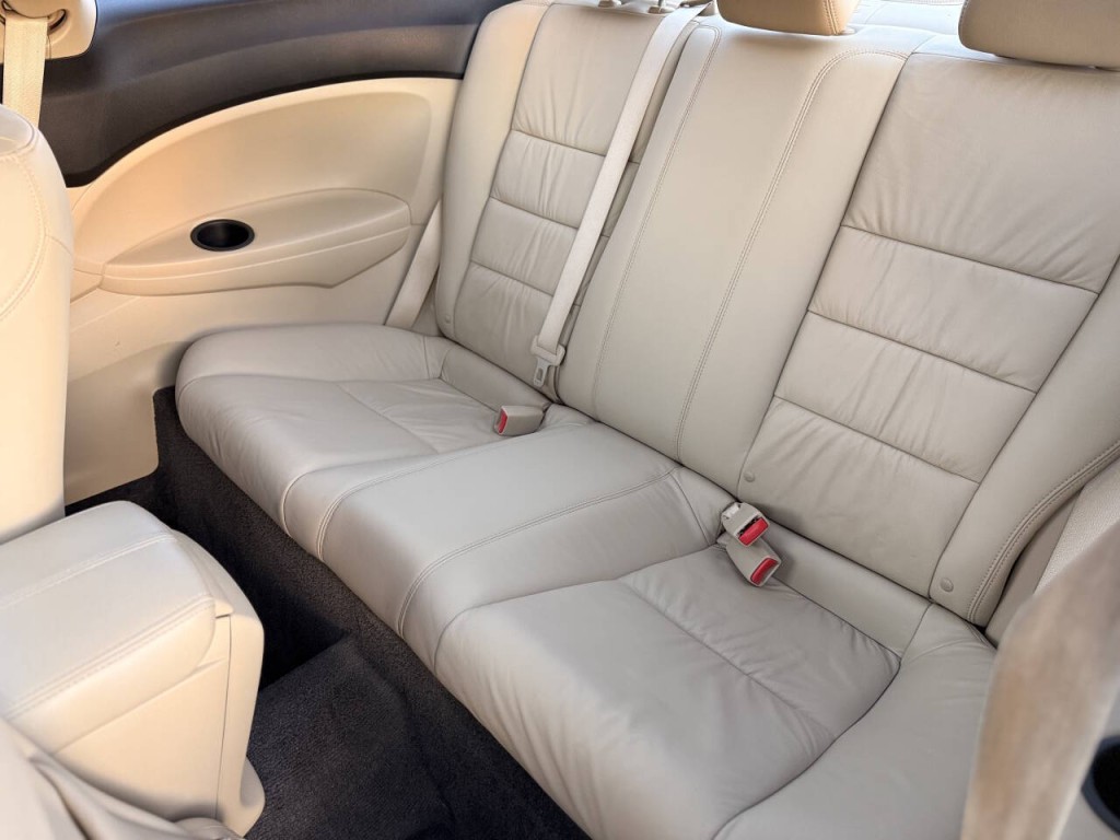 2010 Honda Accord Image 12