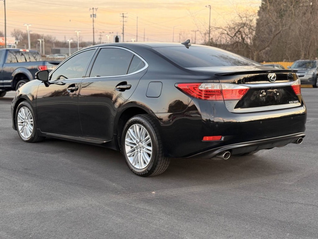 2013 Lexus ES 350 Image 3