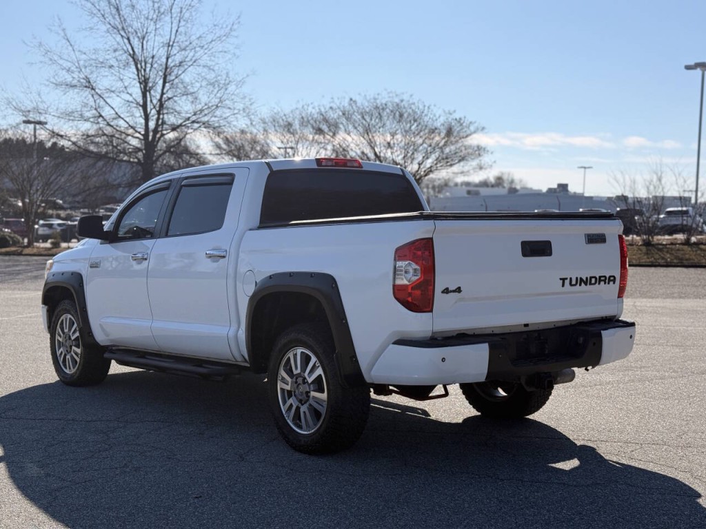 2017 Toyota Tundra Image 3