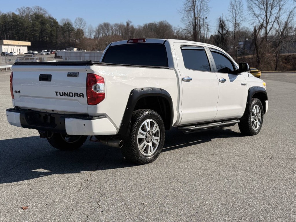 2017 Toyota Tundra Image 5