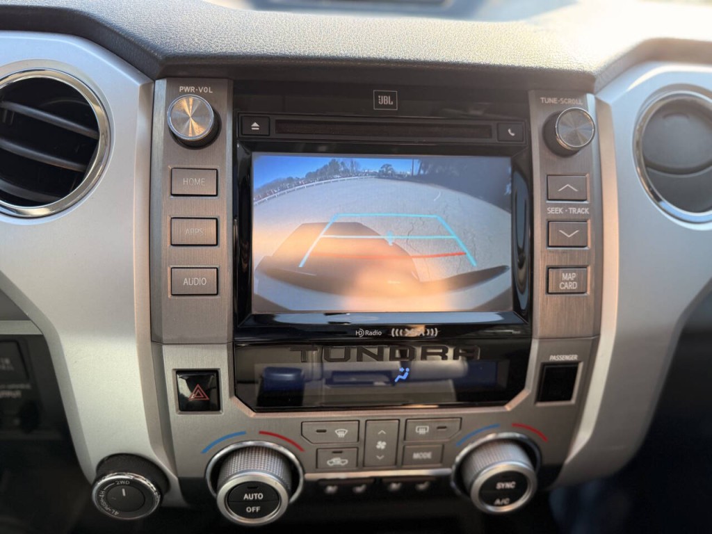 2017 Toyota Tundra Image 15