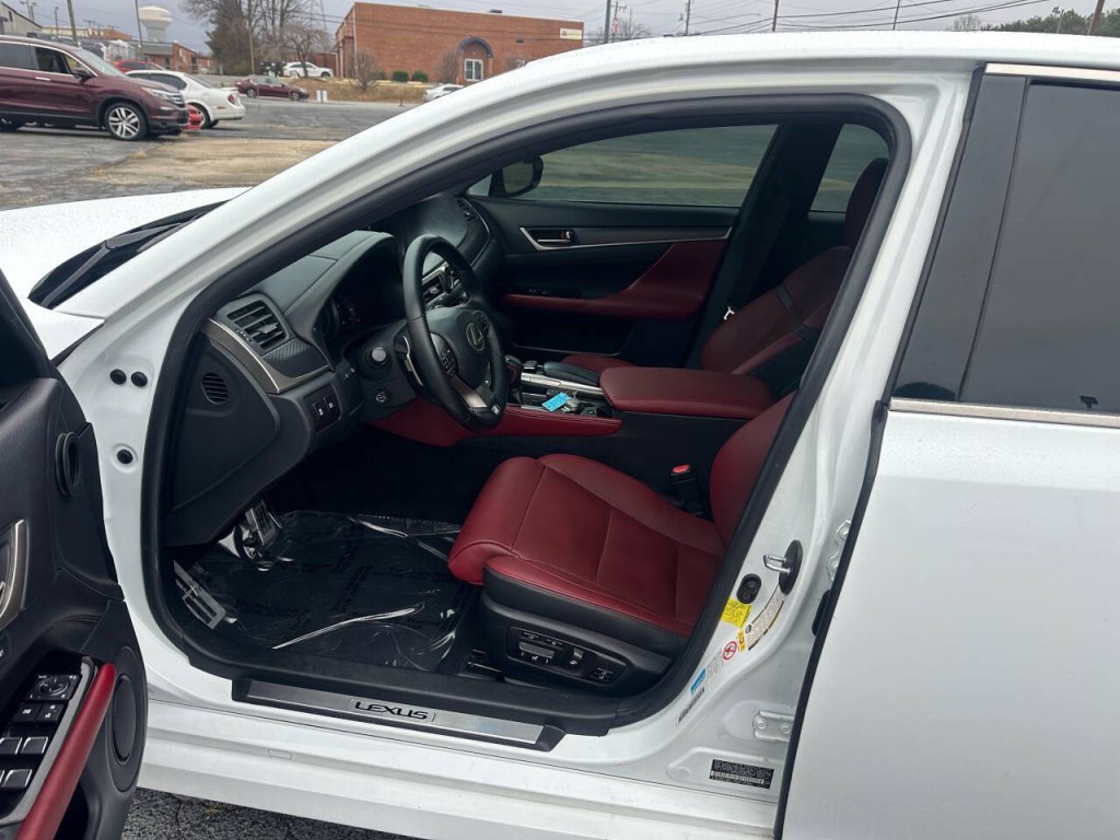 2017 Lexus GS 350 Image 11