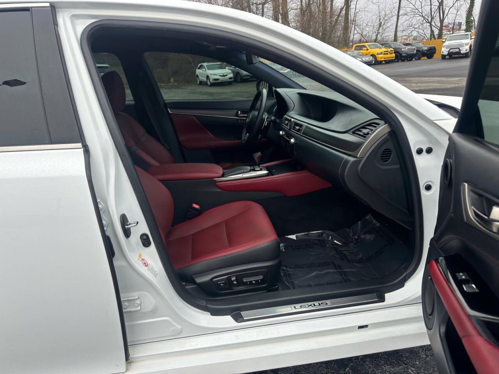 2017 Lexus GS 350 Image 15
