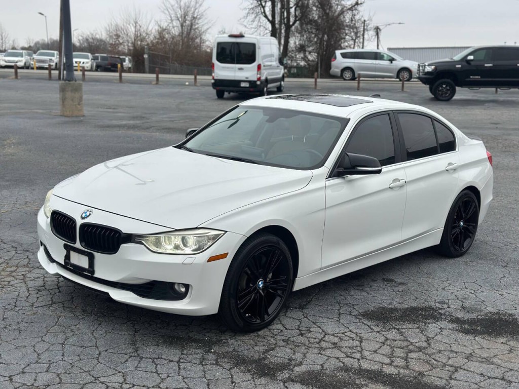 2015 BMW 3 Series Image 1