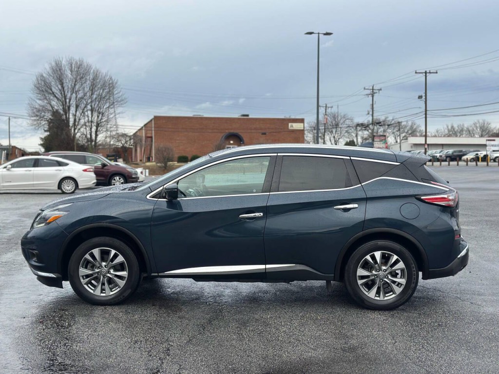2018 Nissan Murano Image 2