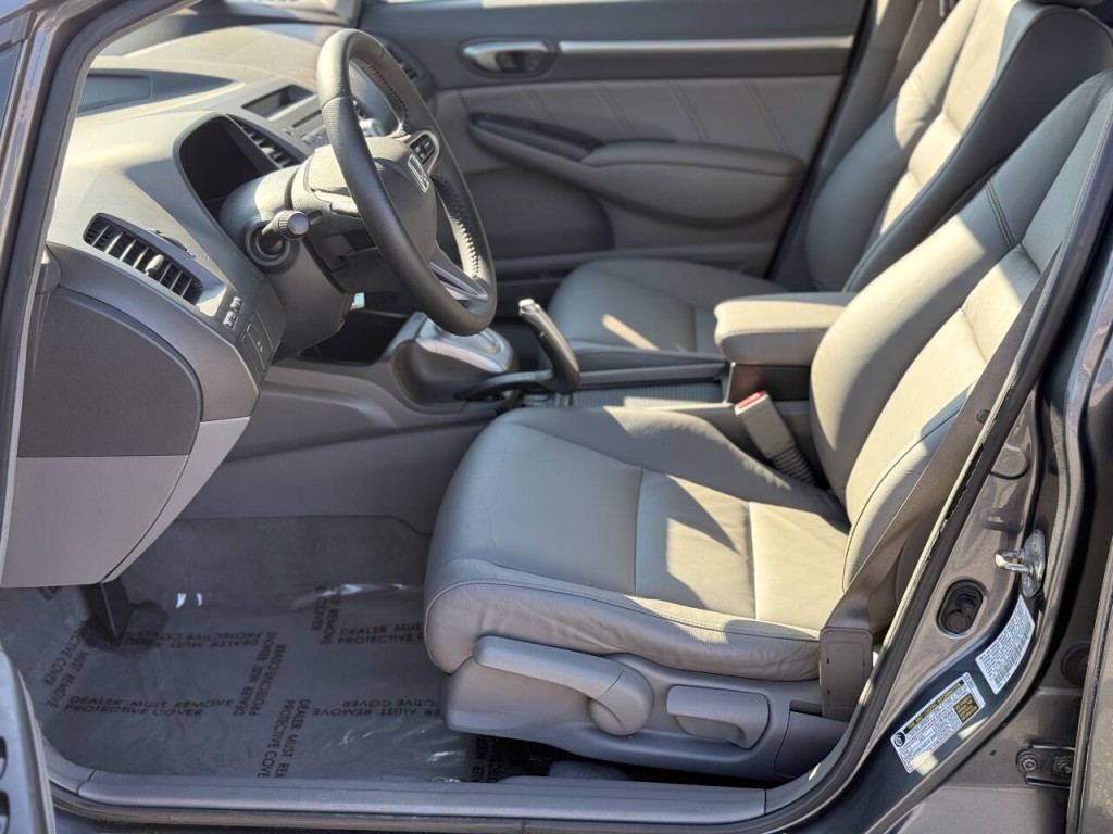 2010 Honda Civic Image 8