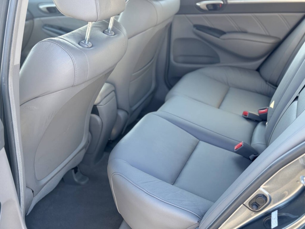 2010 Honda Civic Image 9