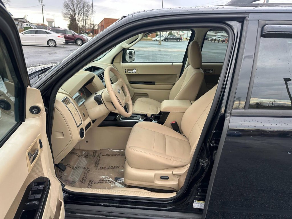 2010 Ford Escape Image 8