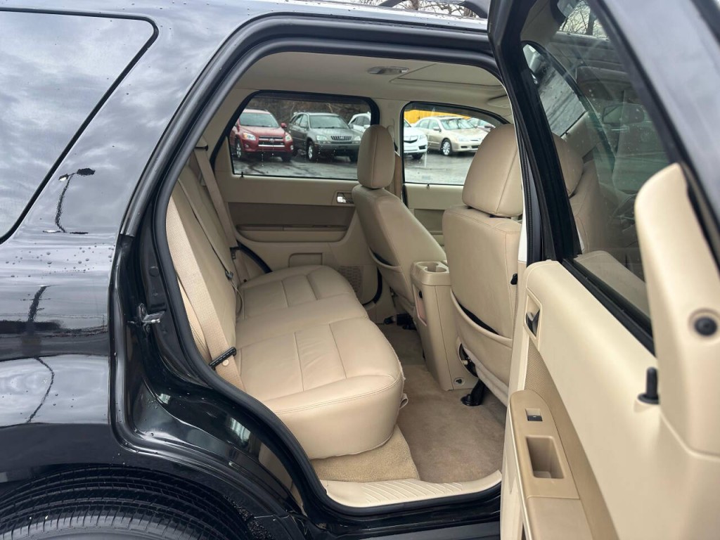 2010 Ford Escape Image 10