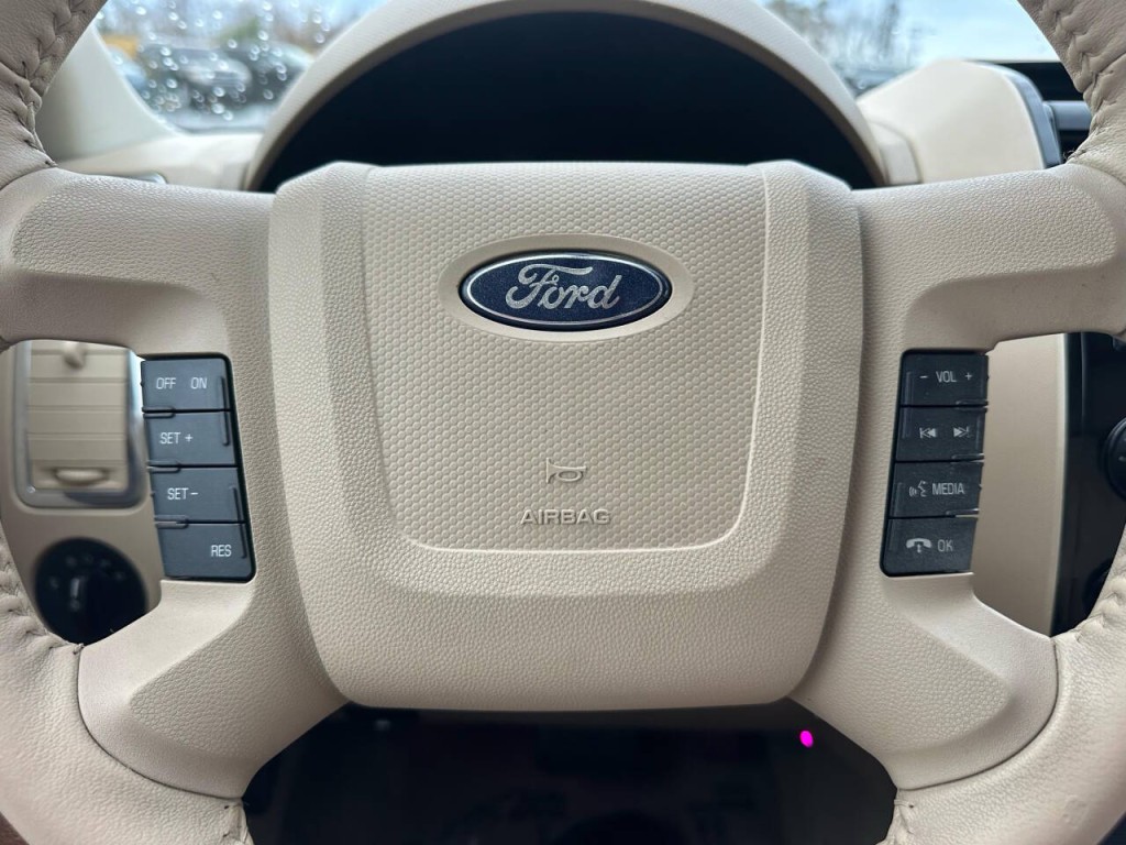 2010 Ford Escape Image 13