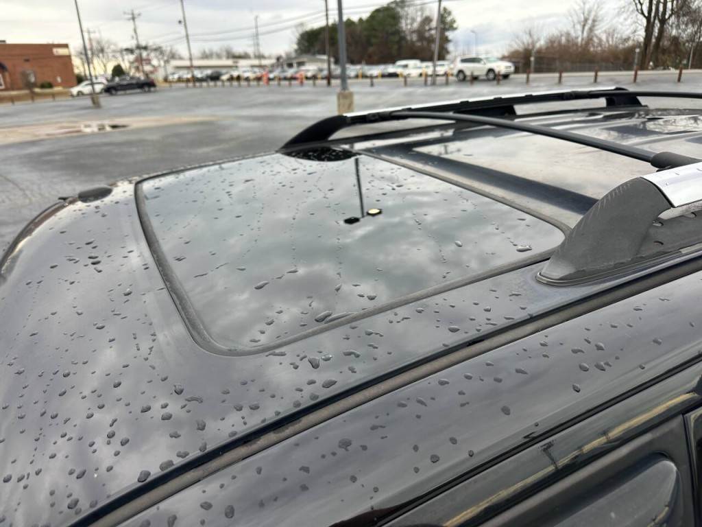 2010 Ford Escape Image 16