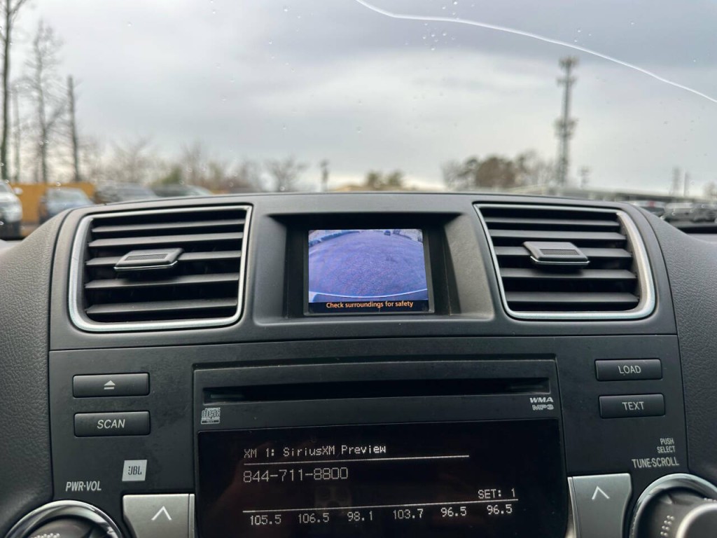 2012 Toyota Highlander Image 13