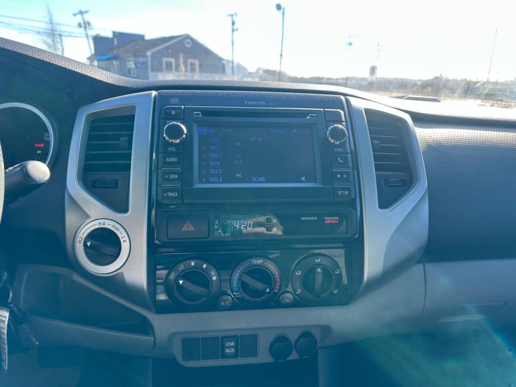 2013 Toyota Tacoma Image 13