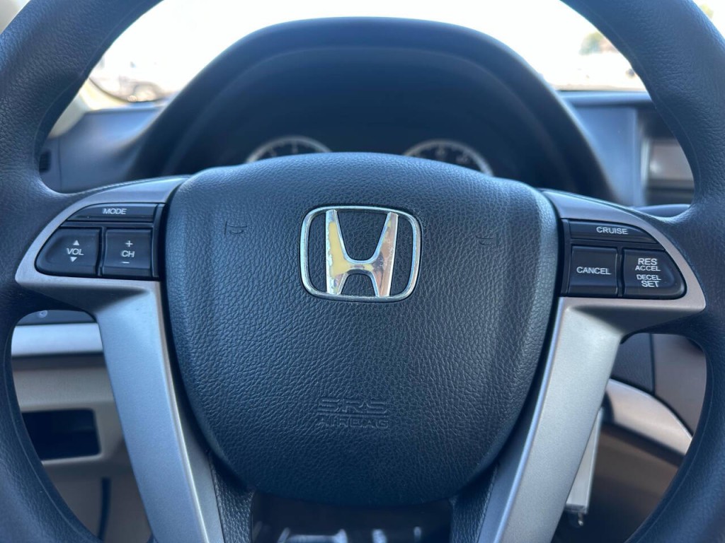 2011 Honda Accord Image 14