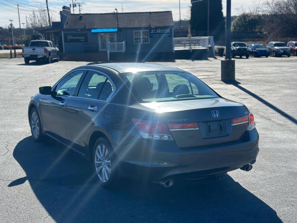 2012 Honda Accord Image 3