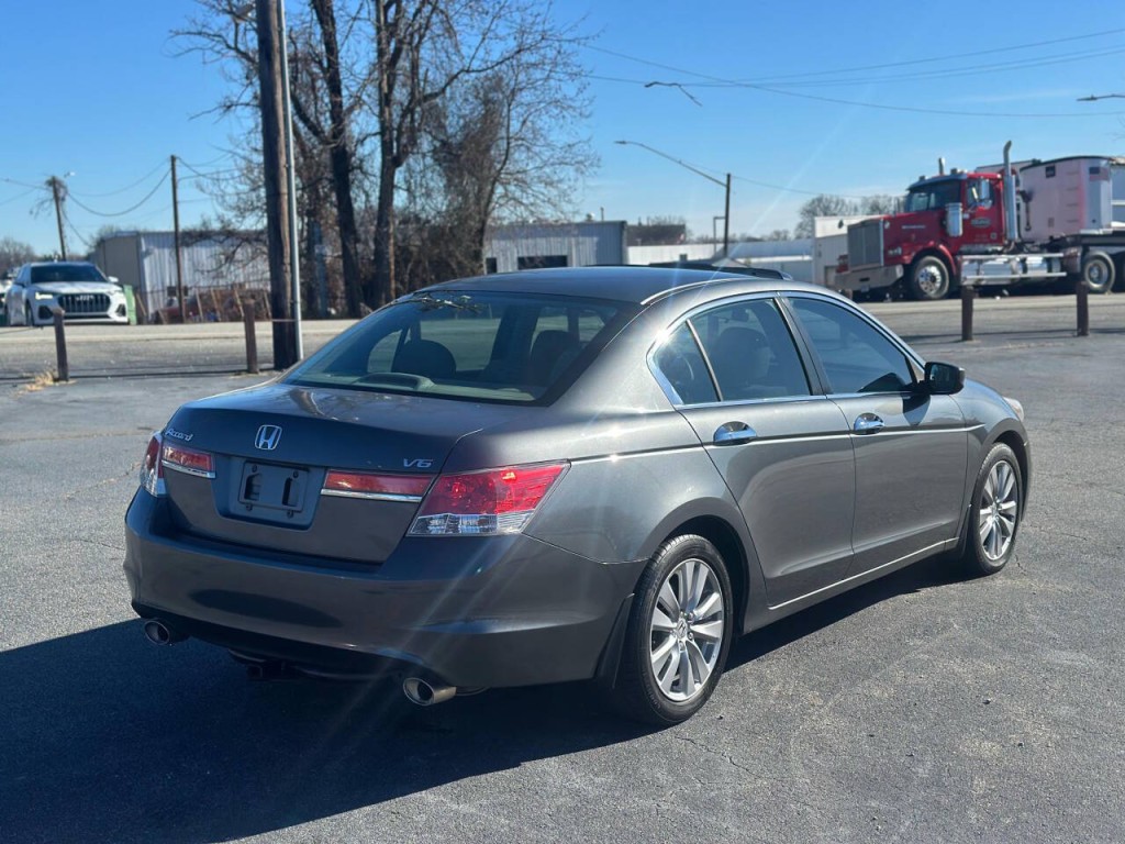 2012 Honda Accord Image 5