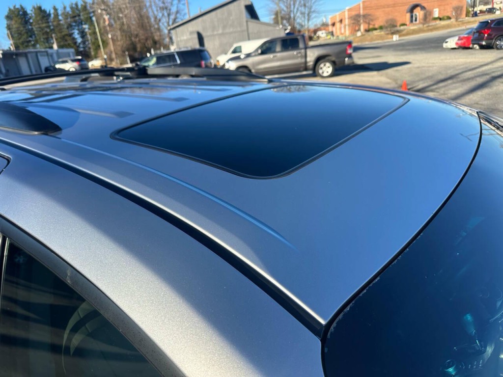 2015 Toyota Sienna Image 18