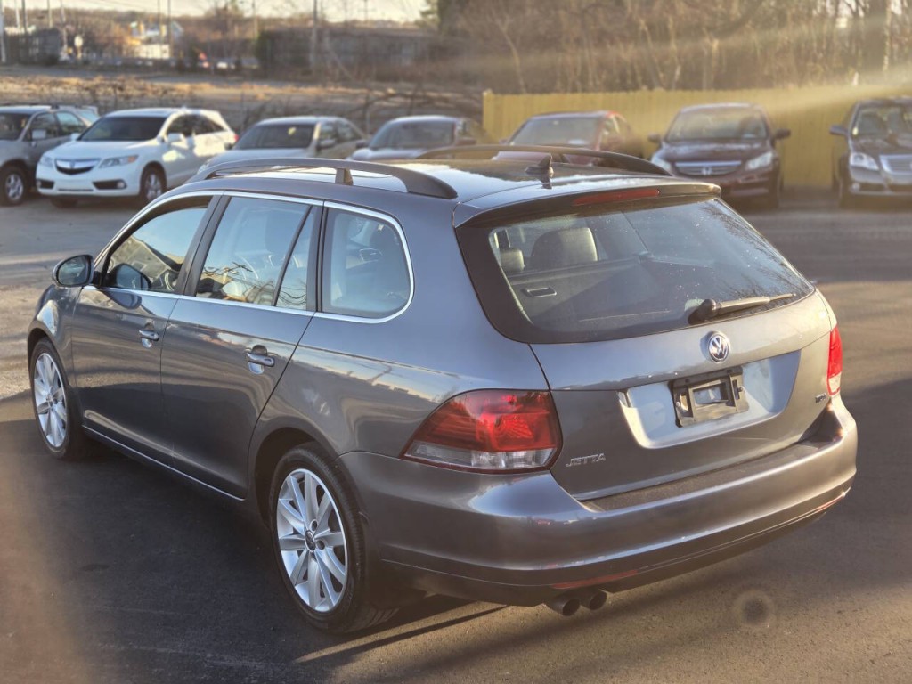 2014 Volkswagen Jetta Image 3