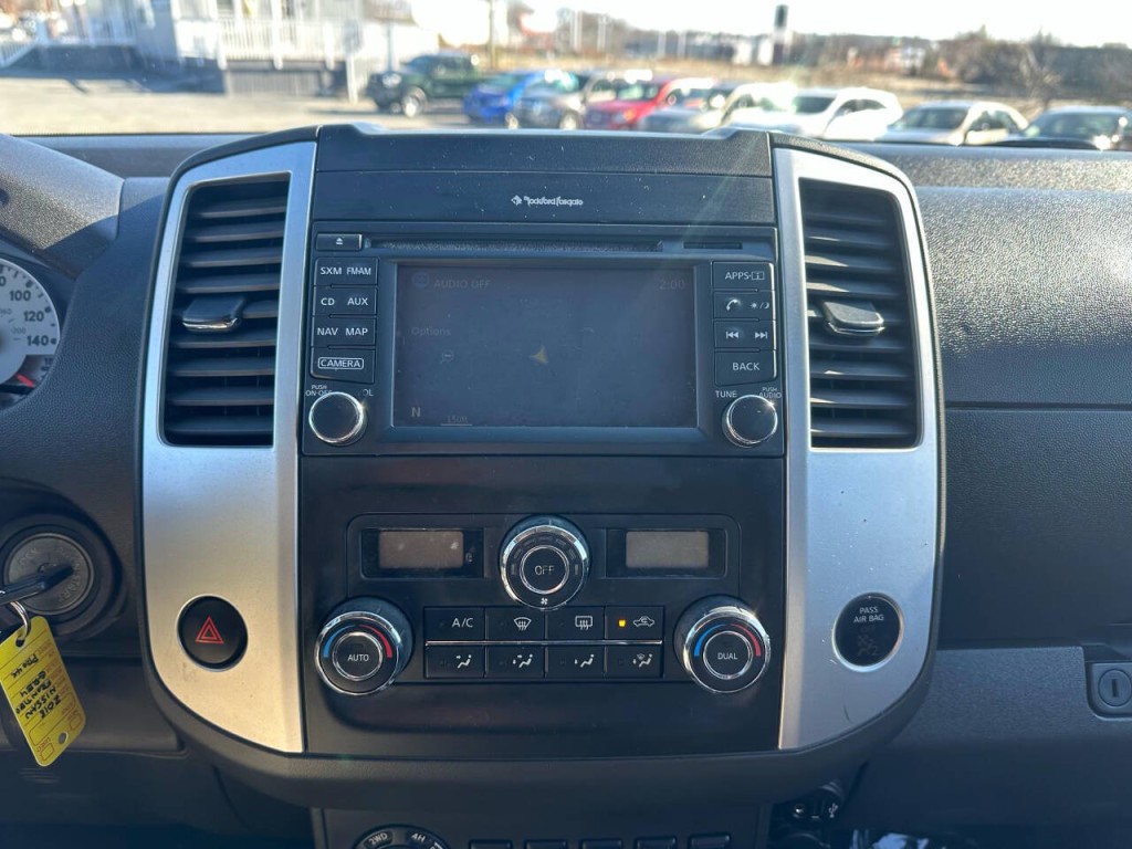 2018 Nissan Frontier Image 15