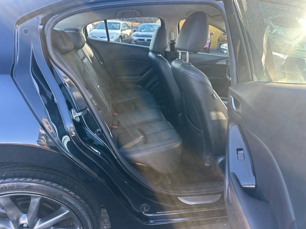 2018 Volkswagen Golf Image 12