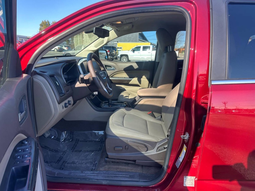 2017 GMC Canyon Image 8