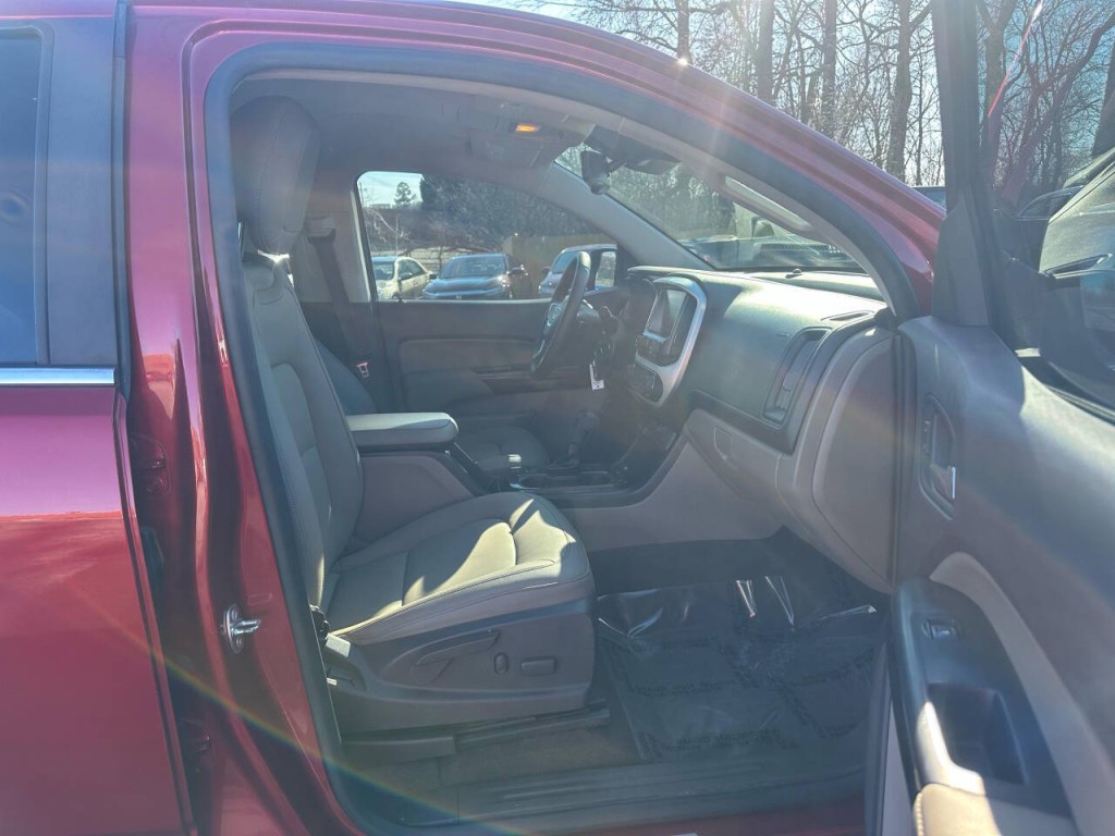 2017 GMC Canyon Image 12