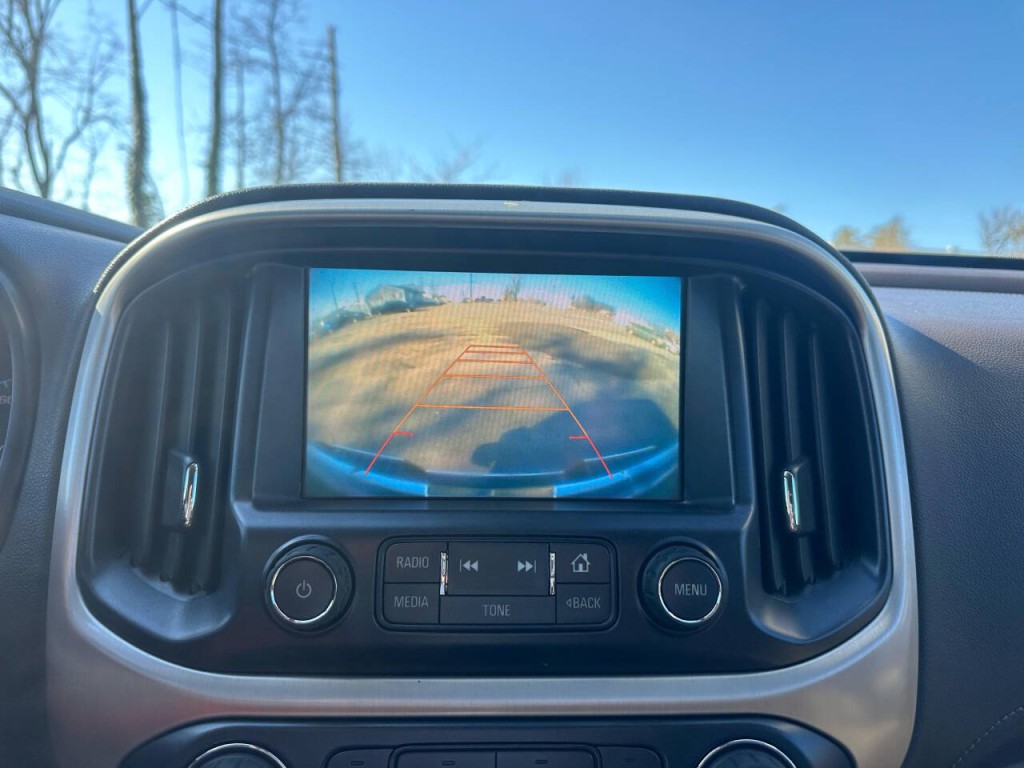 2017 GMC Canyon Image 14