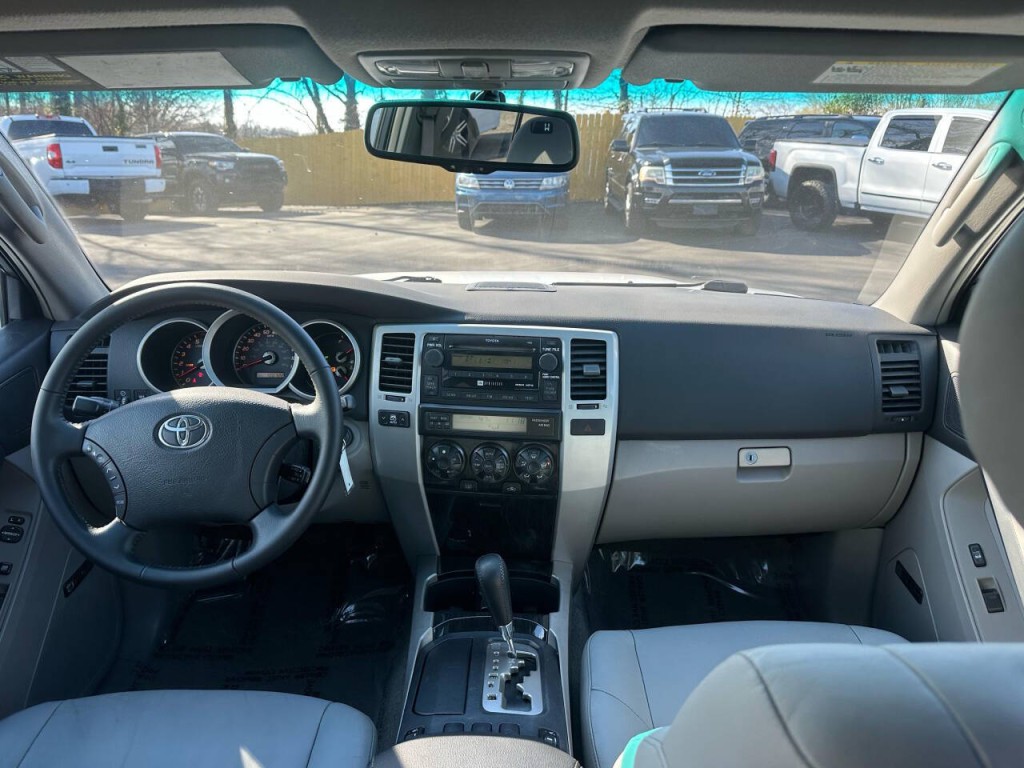 2008 Toyota 4Runner Image 11