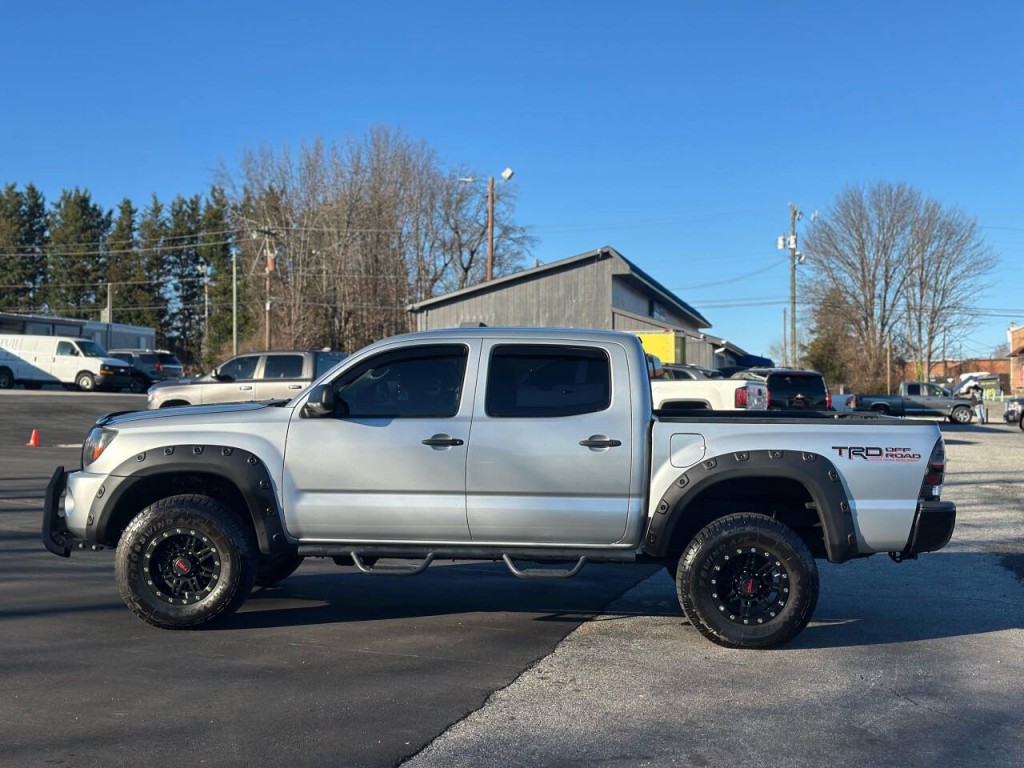 2007 Toyota Tacoma Image 2