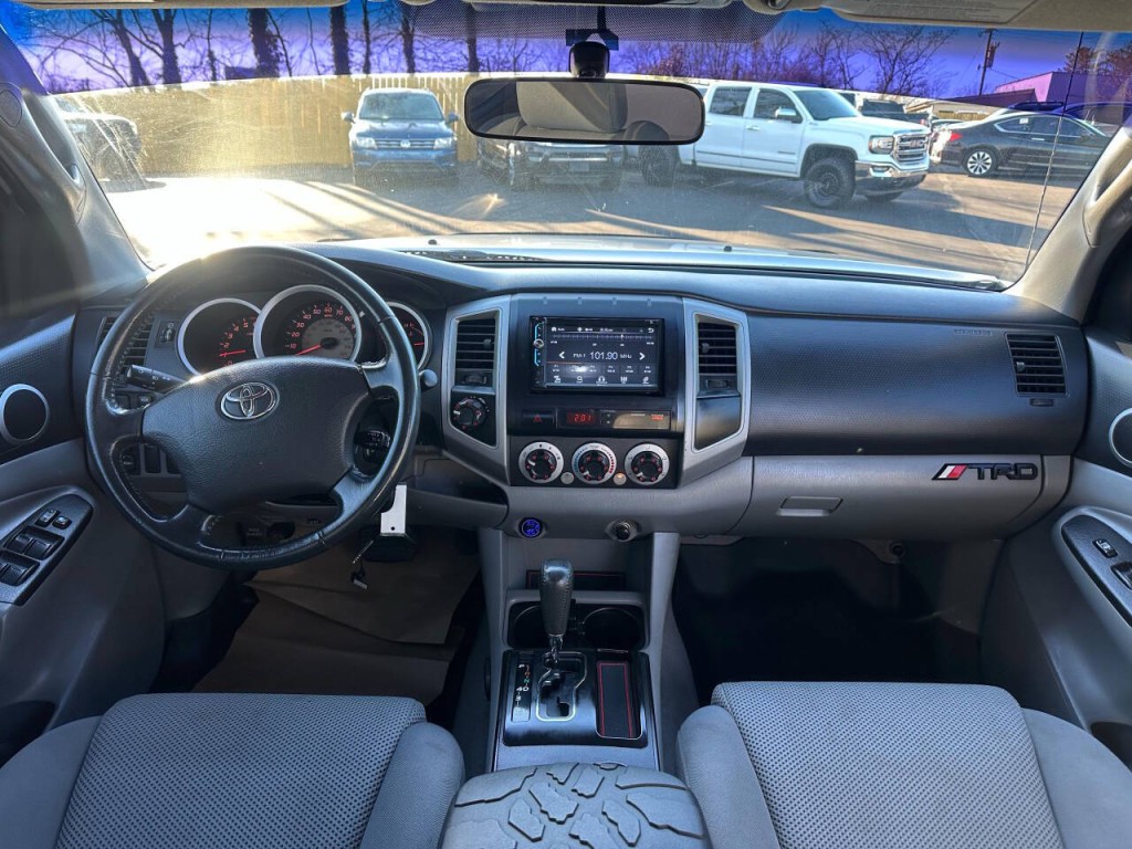 2007 Toyota Tacoma Image 11