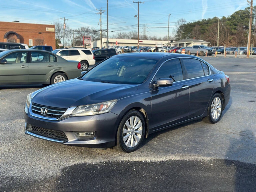 2015 Honda Accord Image 1