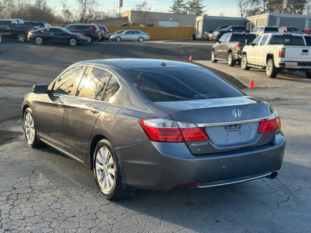 2015 Honda Accord Image 3