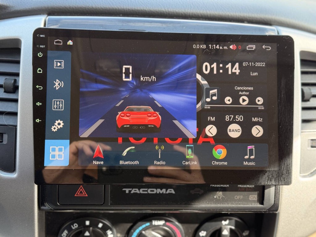 2015 Toyota Tacoma Image 13