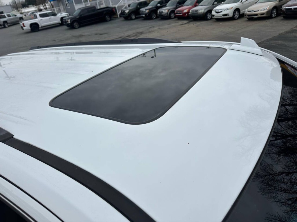 2016 GMC Yukon Image 17