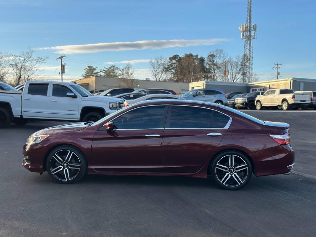 2016 Honda Accord Image 2