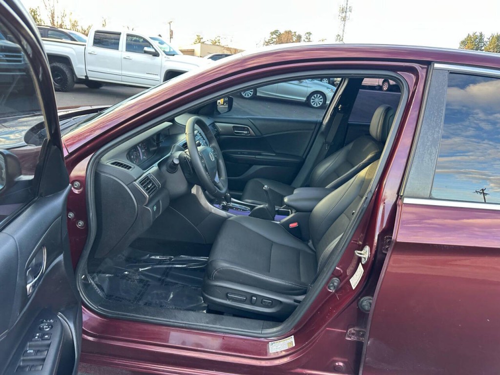 2016 Honda Accord Image 8