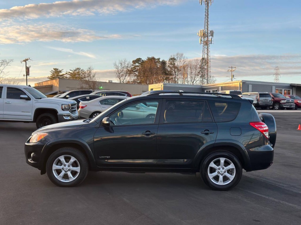 2012 Toyota Rav4 Image 2
