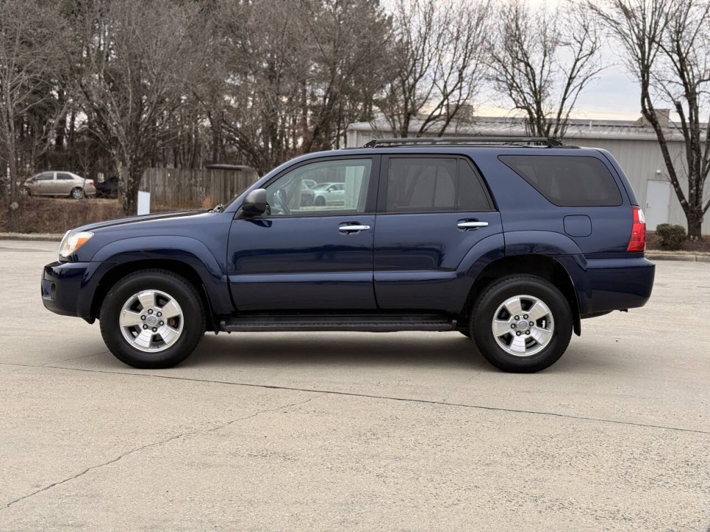 2007 Toyota 4Runner Image 2
