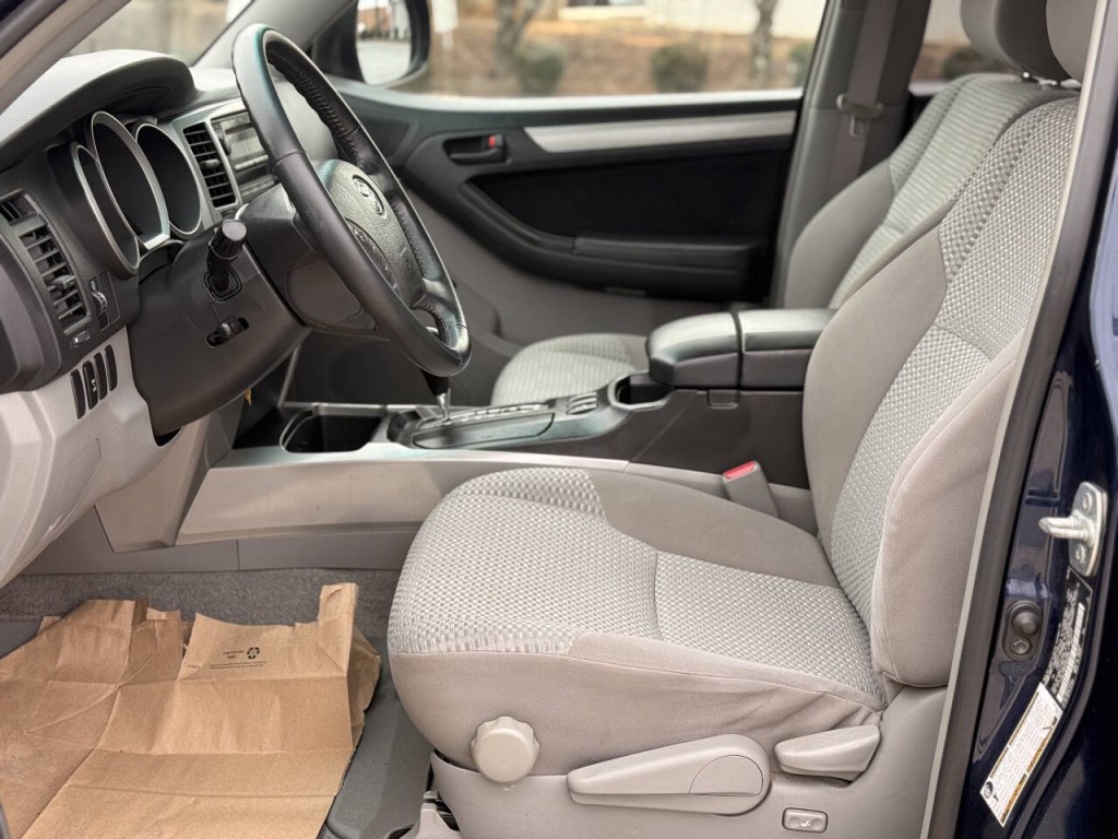 2007 Toyota 4Runner Image 8